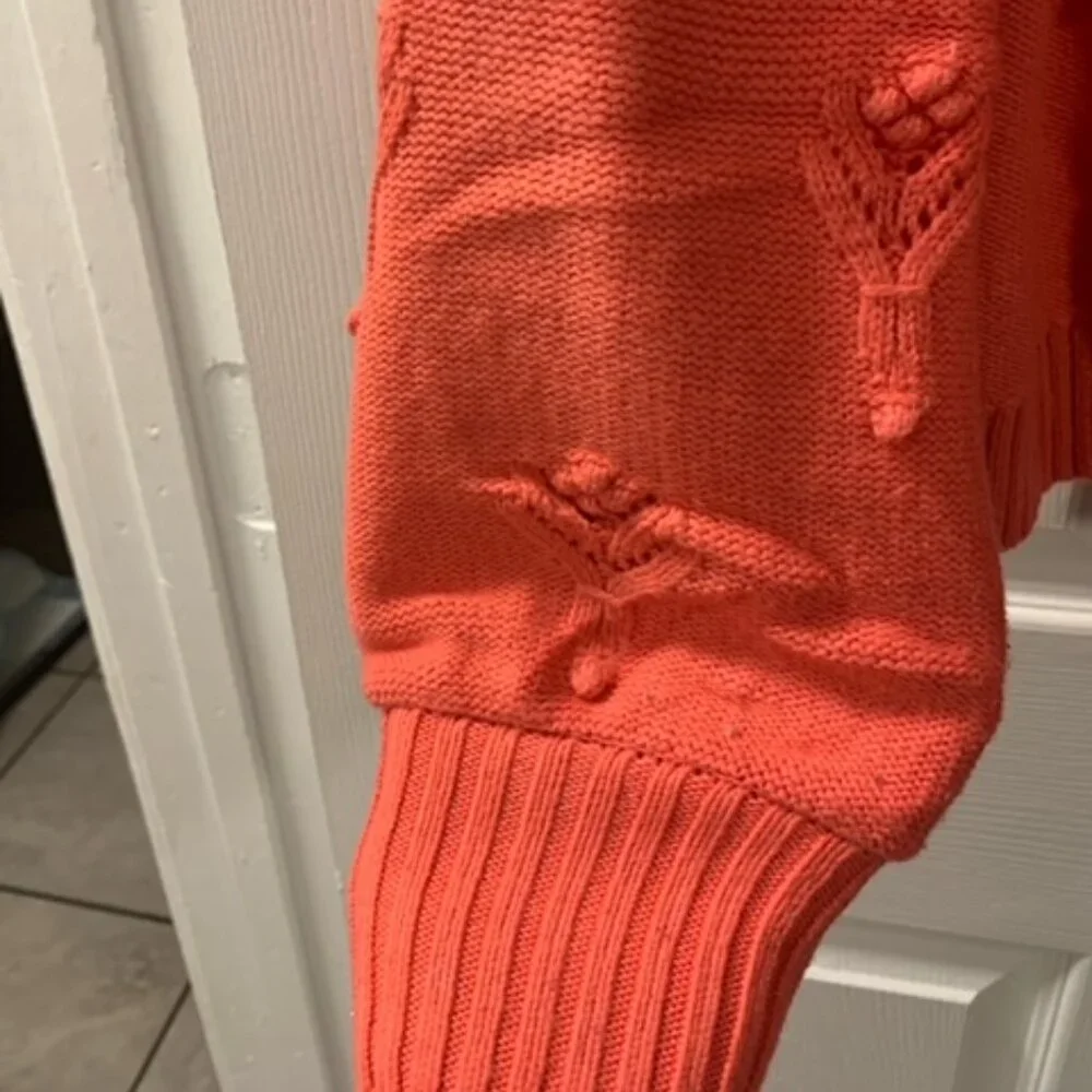 LOFT Crew Neck Bubble Sweater | Large - Picture 5 of 6